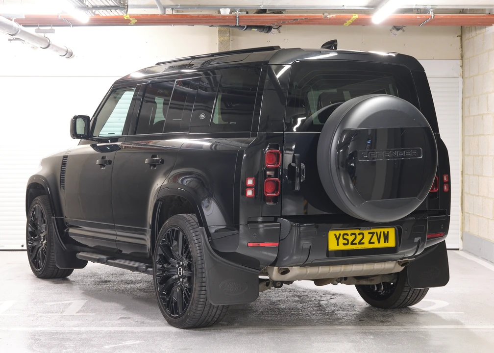 2022 Land Rover Defender L663 - Image 5 of 31