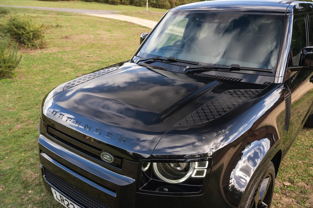 2022 Land Rover Defender 110 - Image 29 of 31