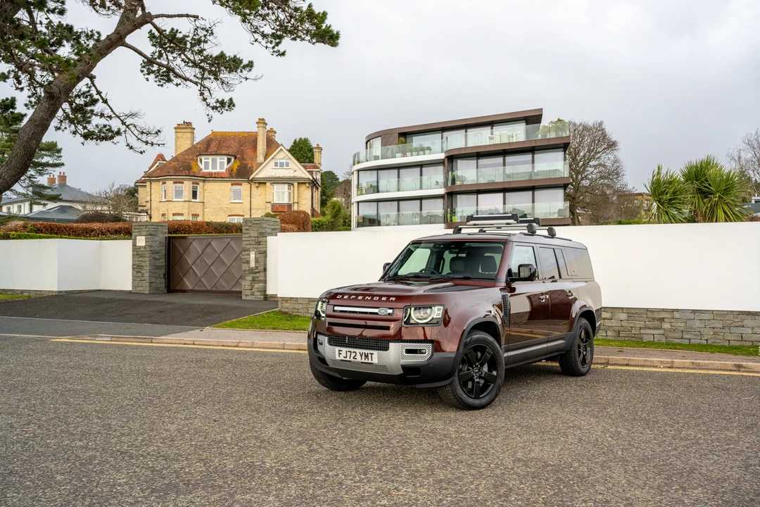 2022 Land Rover Defender 130 - Image 22 of 31