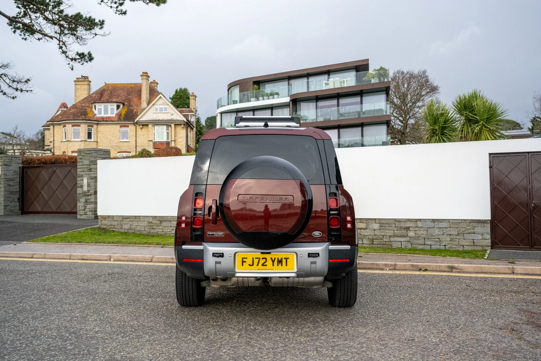 2022 Land Rover Defender 130 - Image 7 of 31