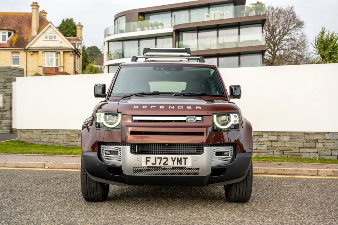 2022 Land Rover Defender 130 - Image 11 of 31