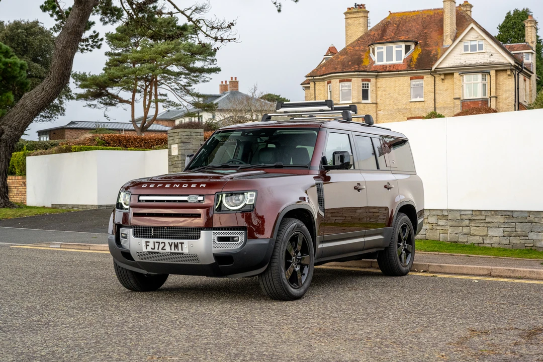 2022 Land Rover Defender 130 - Image 18 of 31