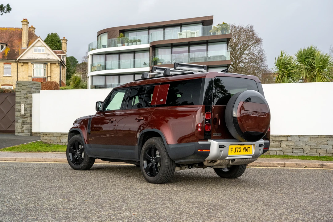 2022 Land Rover Defender 130 - Image 8 of 31