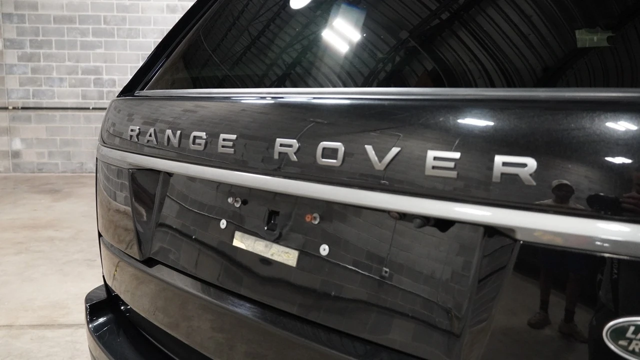 2022 Land Rover Range Rover L460 - Image 8 of 21