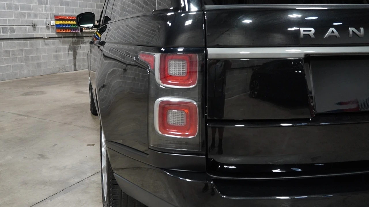 2022 Land Rover Range Rover L460 - Image 9 of 21