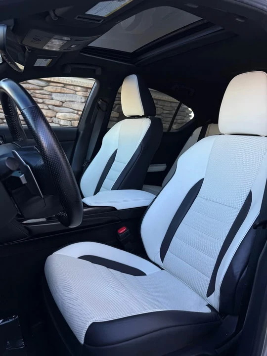 2022 Lexus IS 3rd Gen - Image 6 of 7