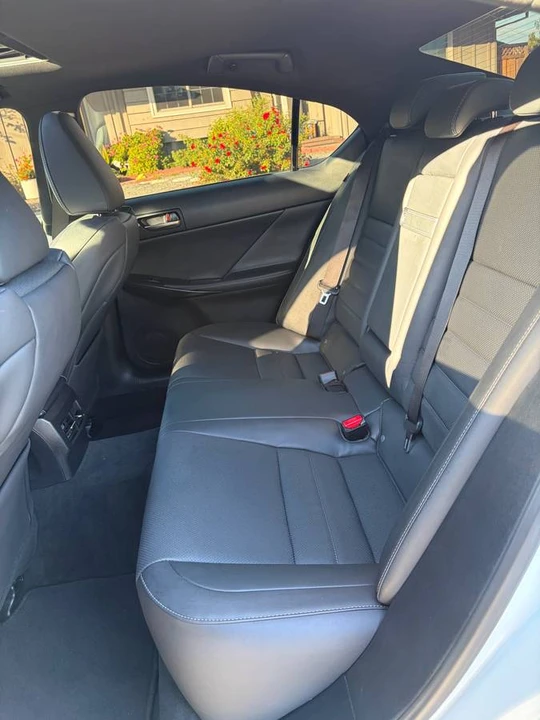 2022 Lexus IS 3rd Gen - Image 10 of 14