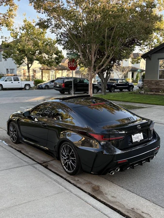 2022 Lexus RC F - Image 4 of 8