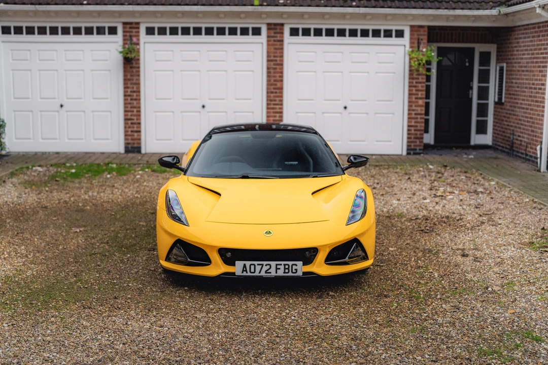 2022 Lotus Emira - Image 11 of 31