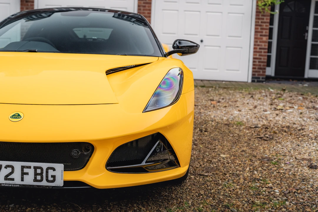 2022 Lotus Emira - Image 19 of 31