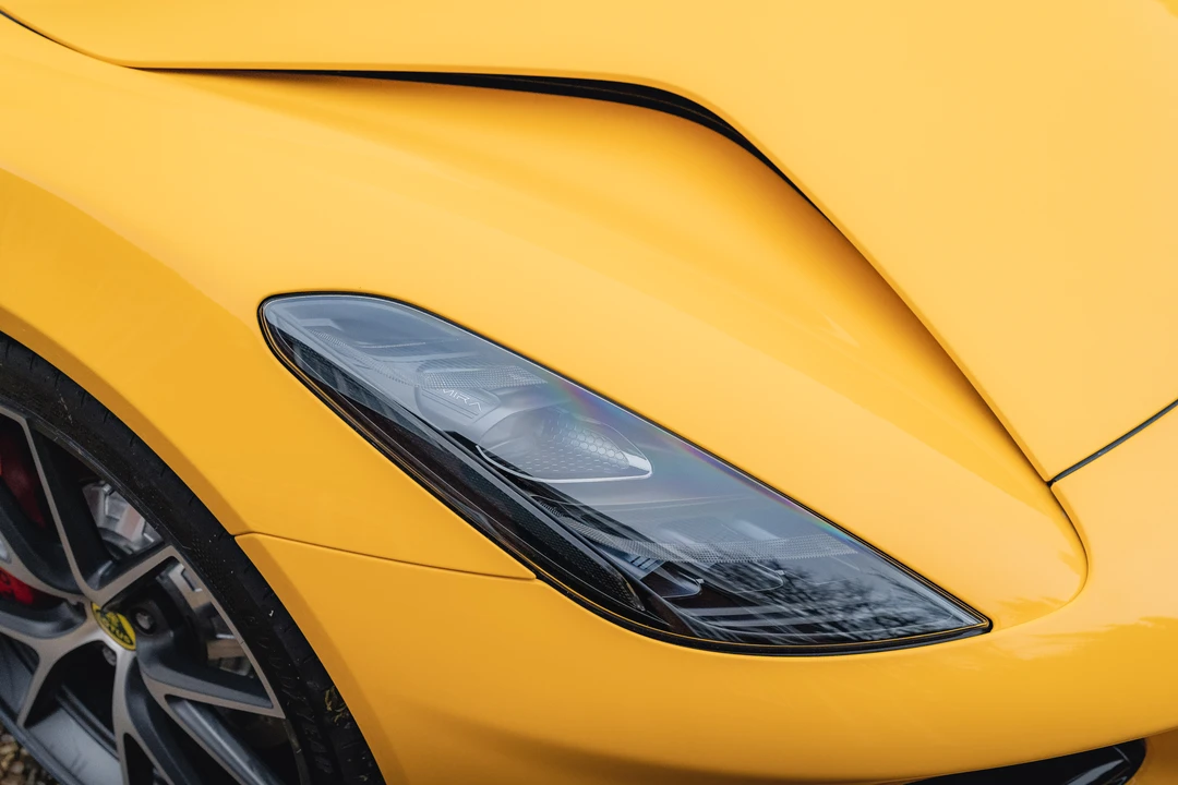 2022 Lotus Emira - Image 28 of 31