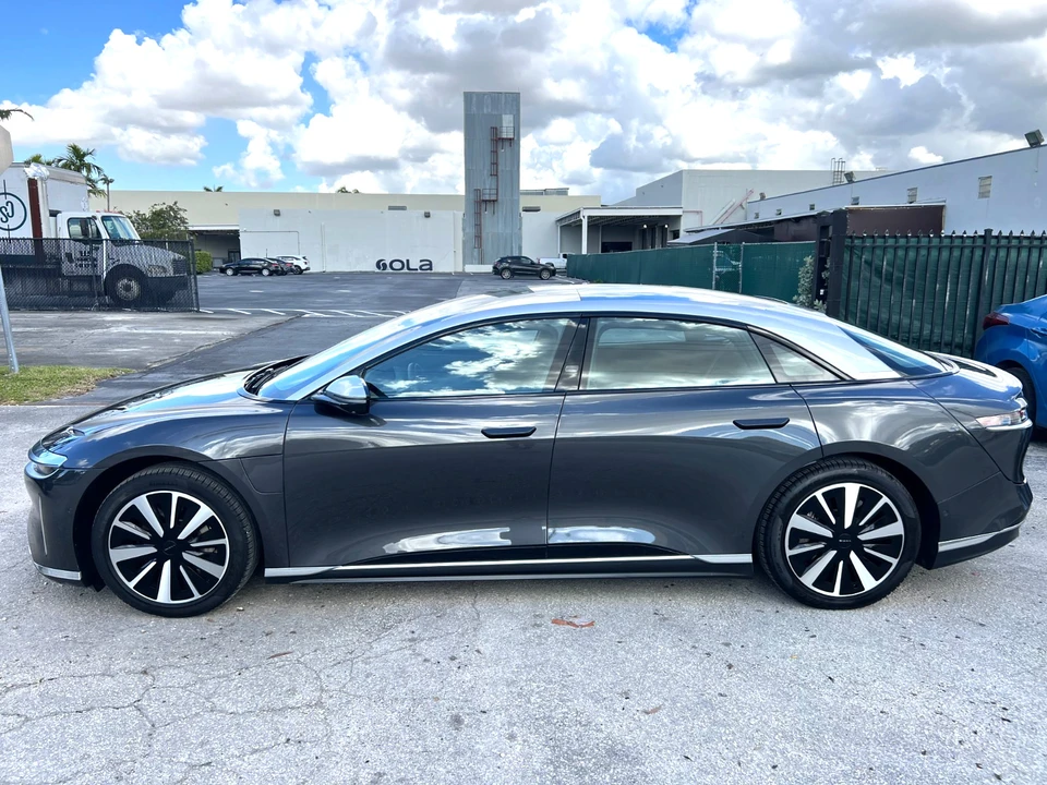 2022 Lucid Air - Image 5 of 21