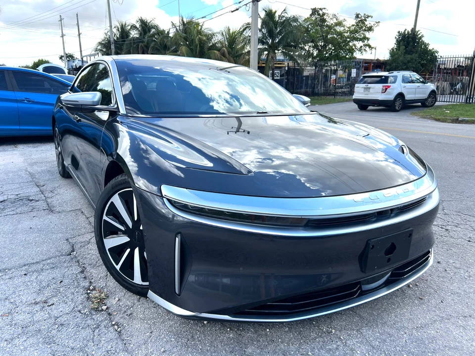 2022 Lucid Air - Image 2 of 21