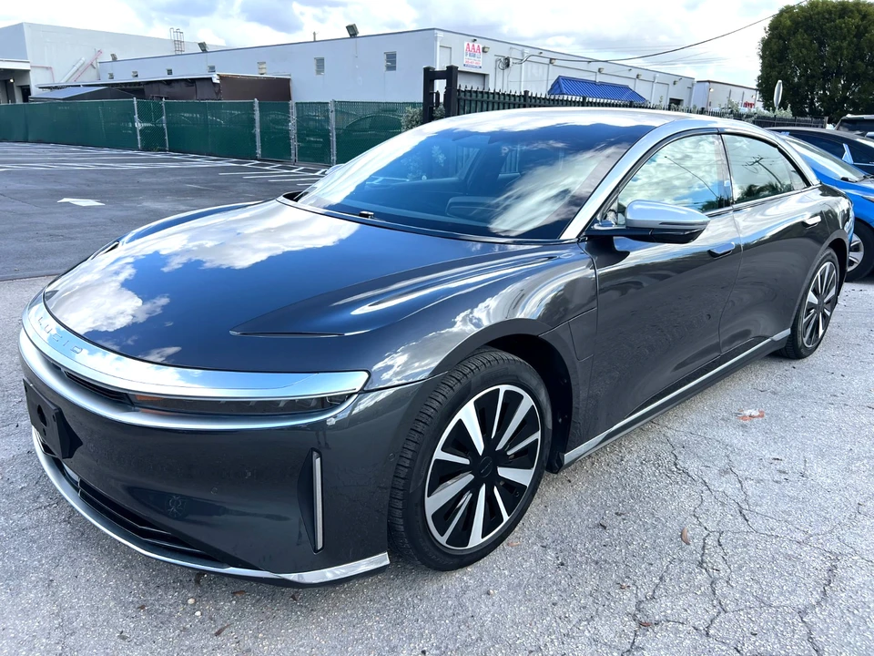 2022 Lucid Air - Image 4 of 21