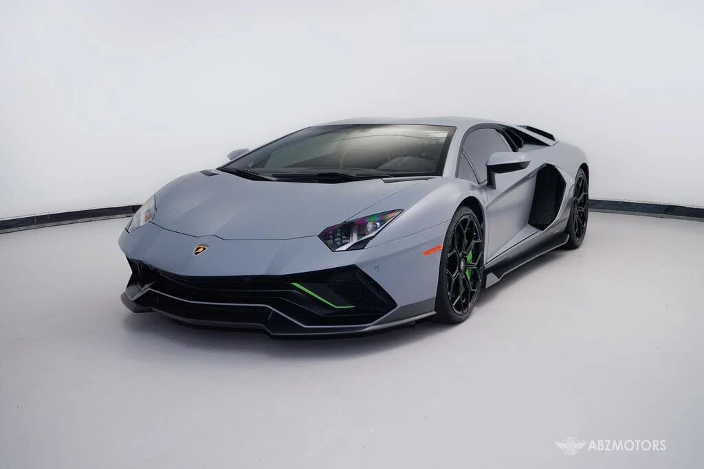 2022 Lamborghini Aventador LP780-4 Ultimae - Image 2 of 31