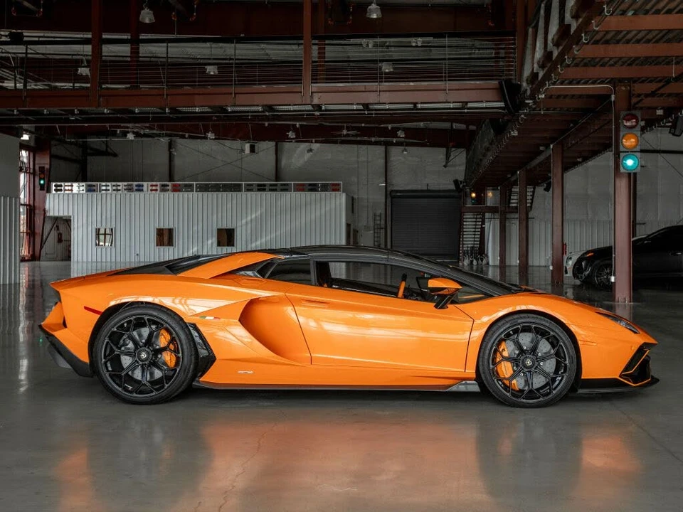 2022 Lamborghini Aventador LP780-4 Ultimae - Image 5 of 31