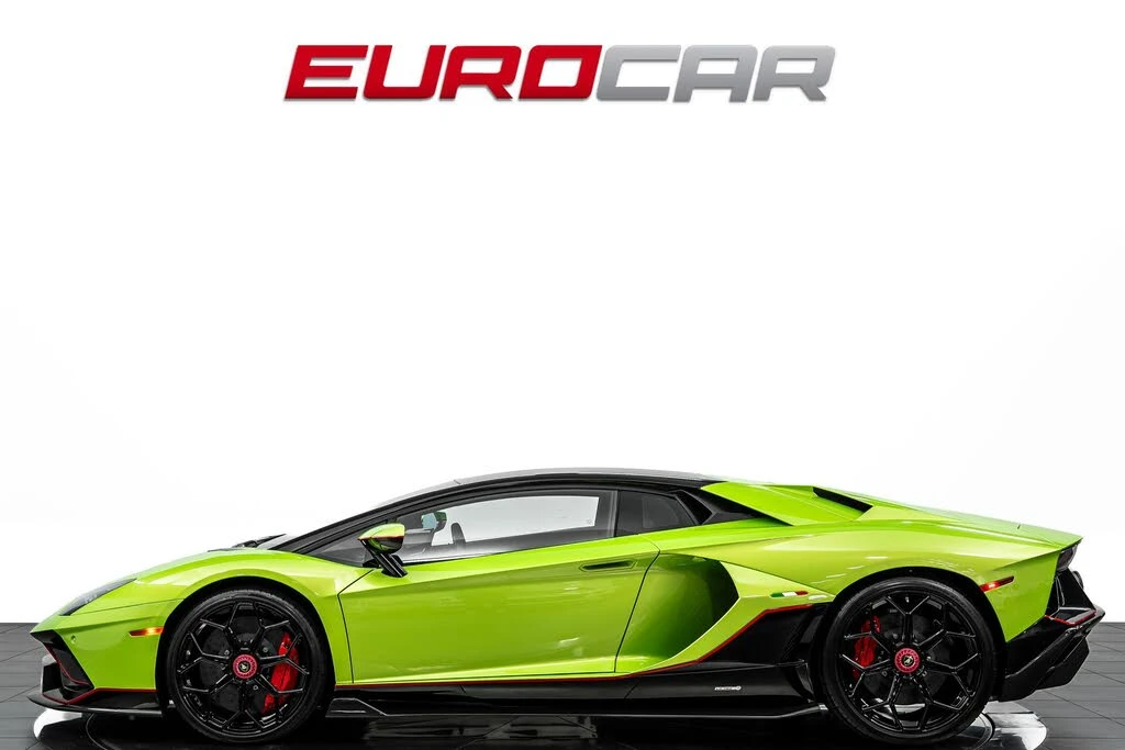 2022 Lamborghini Aventador LP780-4 Ultimae - Image 2 of 31