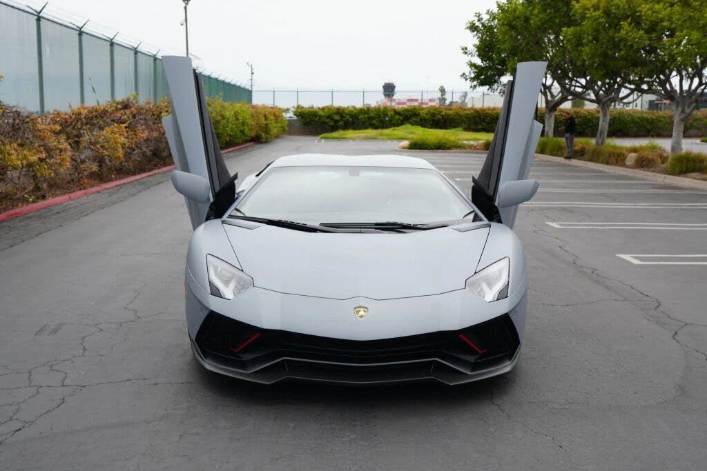 2022 Lamborghini Aventador LP780-4 Ultimae - Image 2 of 31