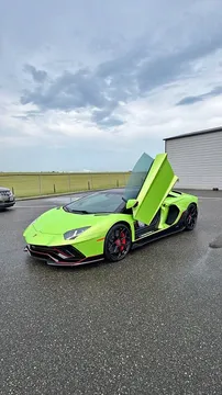 2022 Lamborghini Aventador Ultimae Coupe 2D