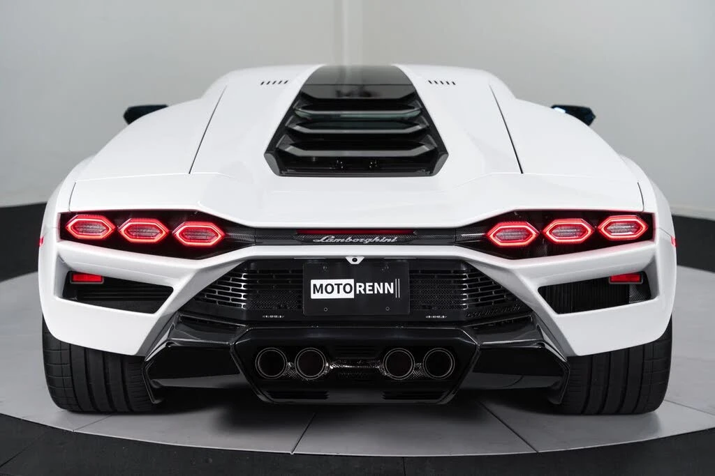 2022 Lamborghini Countach LPI 800-4 - Image 10 of 31