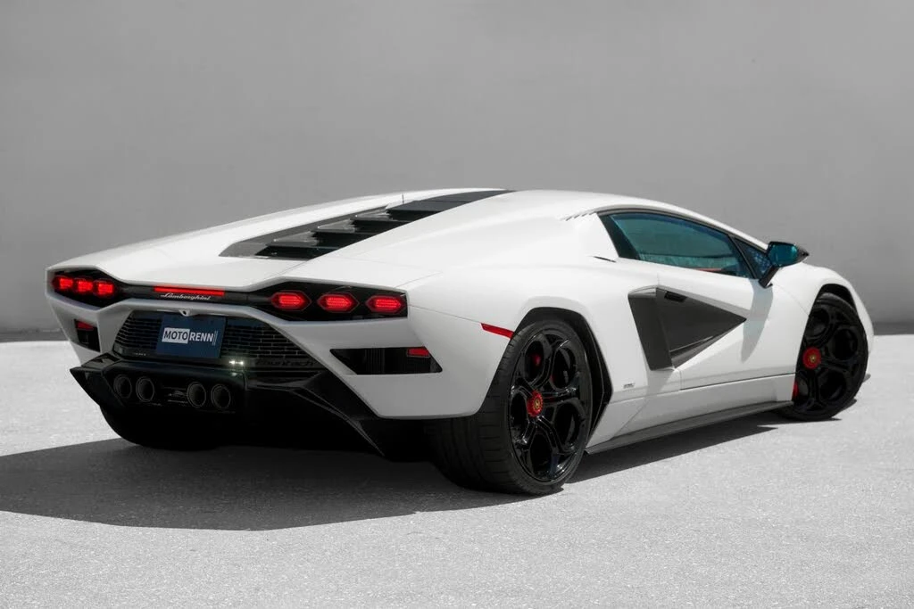 2022 Lamborghini Countach LPI 800-4 - Image 3 of 31