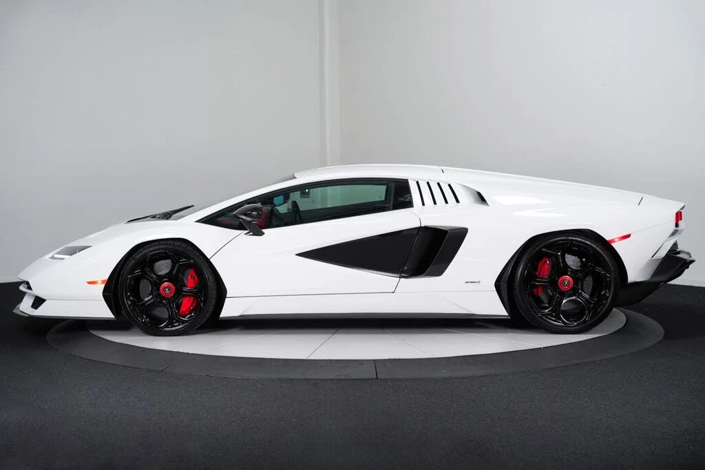 2022 Lamborghini Countach LPI 800-4 - Image 8 of 31