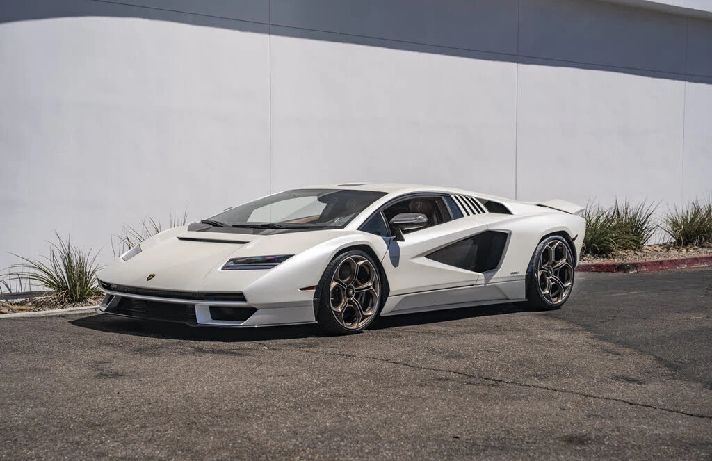 2022 Lamborghini Countach LPI 800-4 - Image 16 of 31