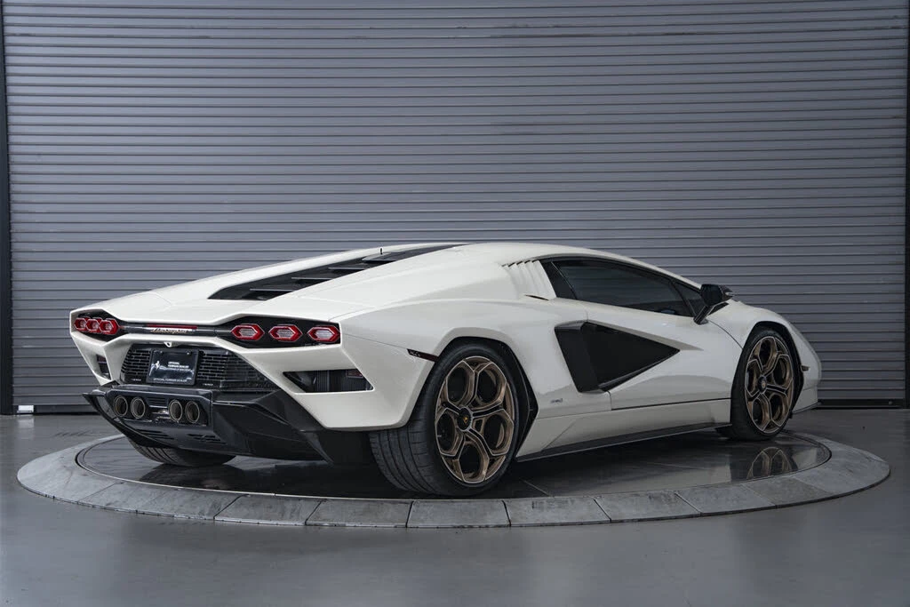 2022 Lamborghini Countach LPI 800-4 - Image 5 of 31