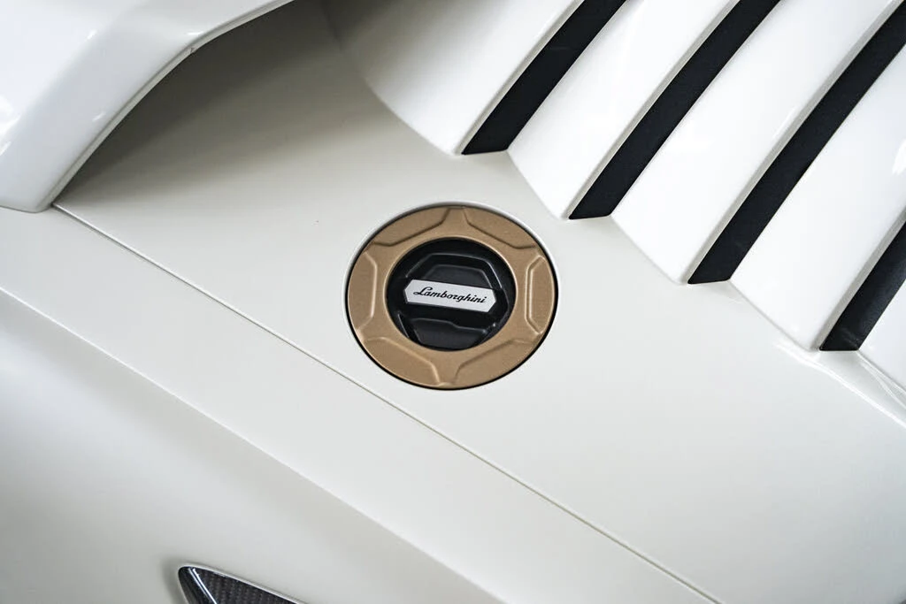 2022 Lamborghini Countach LPI 800-4 - Image 28 of 31