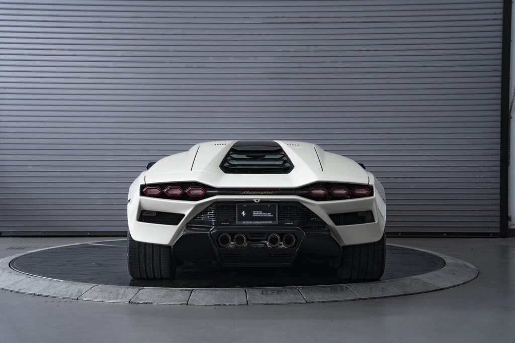 2022 Lamborghini Countach LPI 800-4 - Image 4 of 31