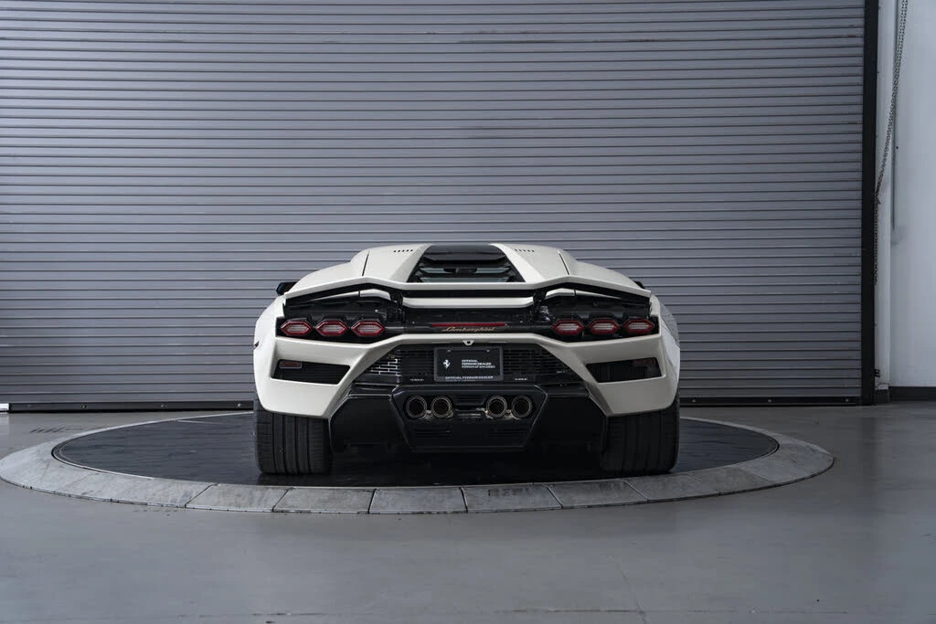 2022 Lamborghini Countach LPI 800-4 - Image 12 of 31