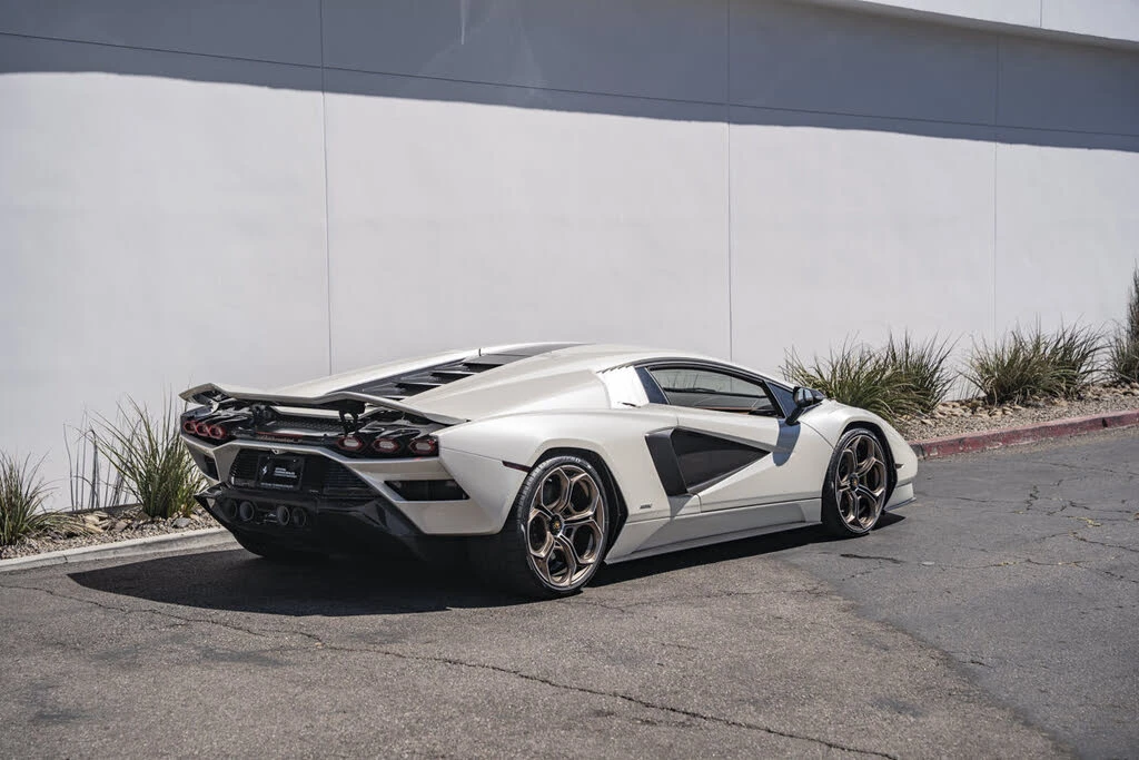 2022 Lamborghini Countach LPI 800-4 - Image 19 of 31