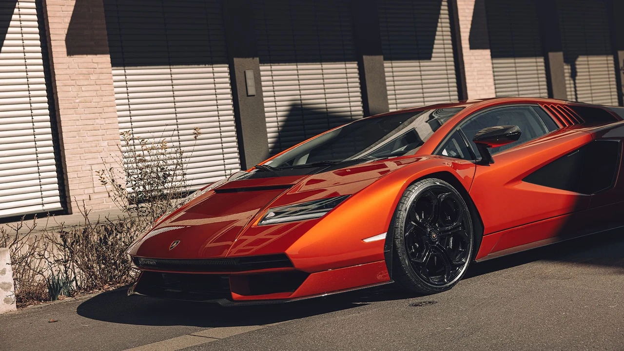 2022 Lamborghini Countach LPI 800-4 - Image 31 of 31