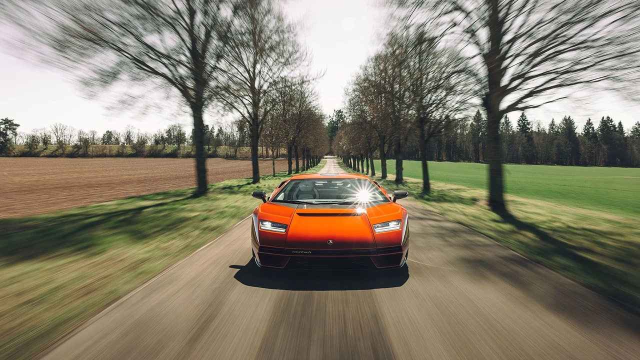 2022 Lamborghini Countach LPI 800-4 - Image 22 of 31