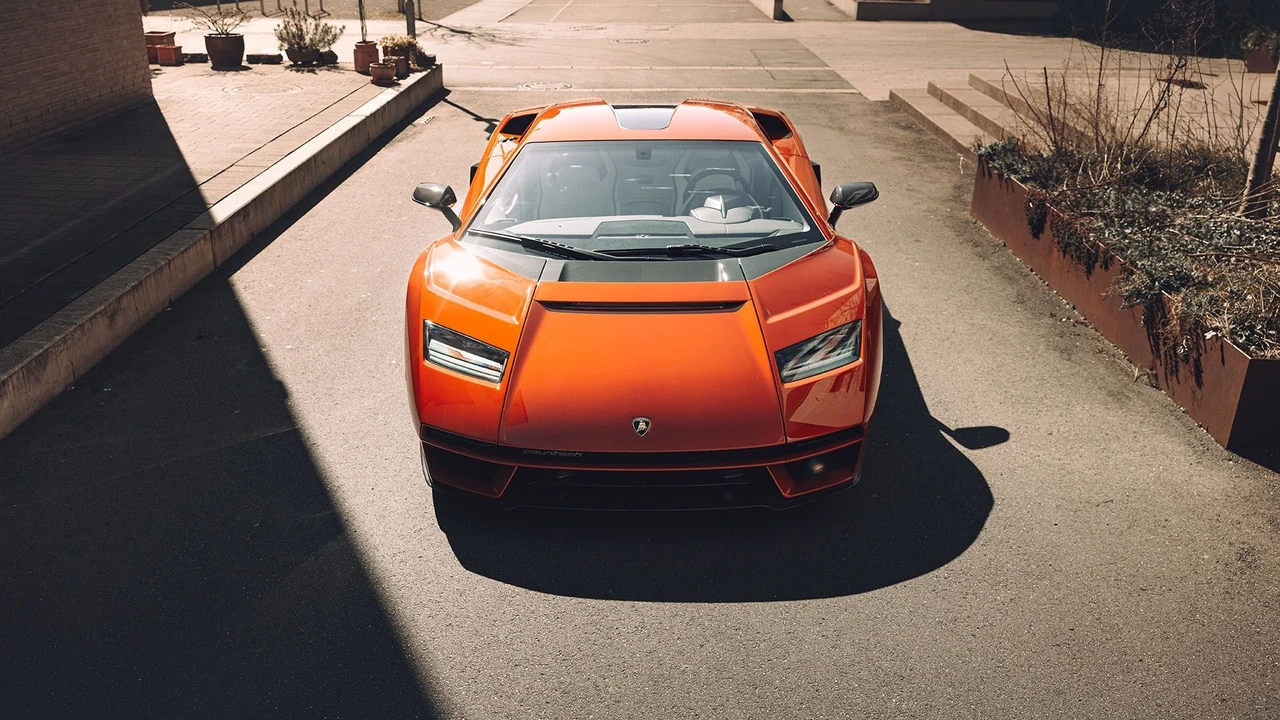 2022 Lamborghini Countach LPI 800-4 - Image 12 of 31