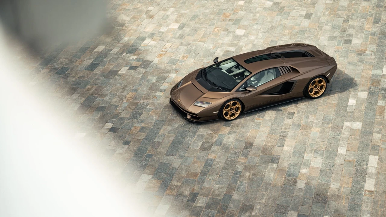 2022 Lamborghini Countach LPI 800-4 - Image 20 of 31