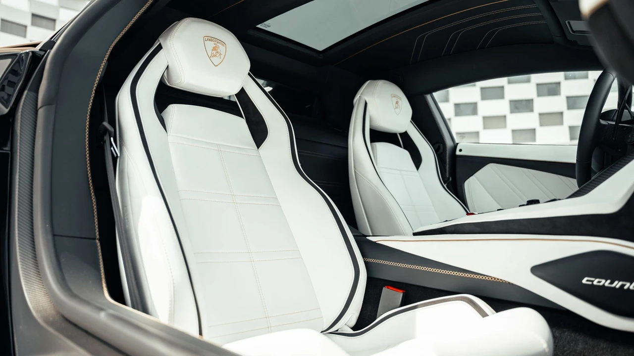 2022 Lamborghini Countach LPI 800-4 - Image 12 of 31