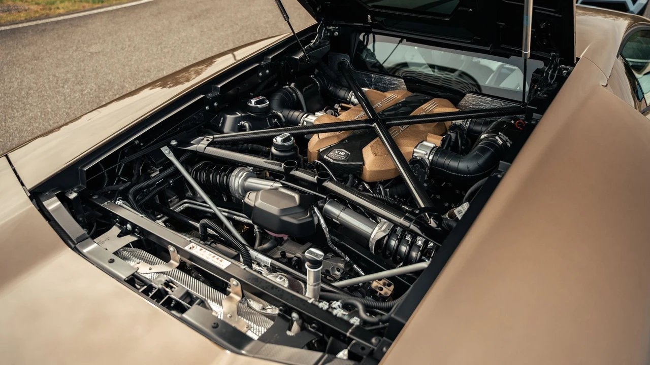 2022 Lamborghini Countach LPI 800-4 - Image 11 of 31