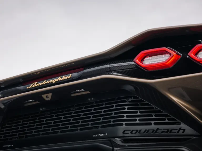 2022 Lamborghini Countach LPI 800-4 - Image 28 of 31
