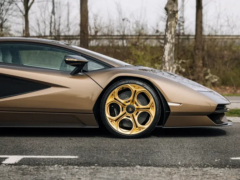 2022 Lamborghini Countach LPI 800-4 - Image 31 of 31