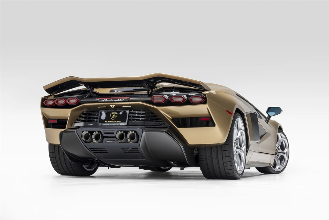 2022 Lamborghini Countach LPI 800-4 - Image 11 of 31