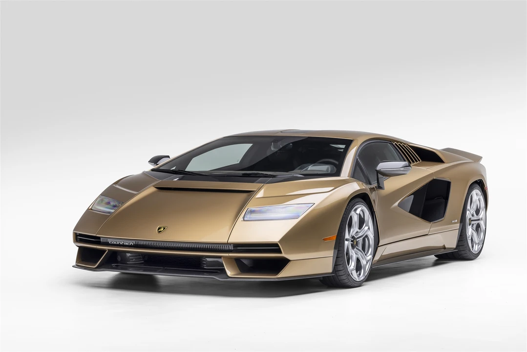 2022 Lamborghini Countach LPI 800-4 - Image 2 of 31