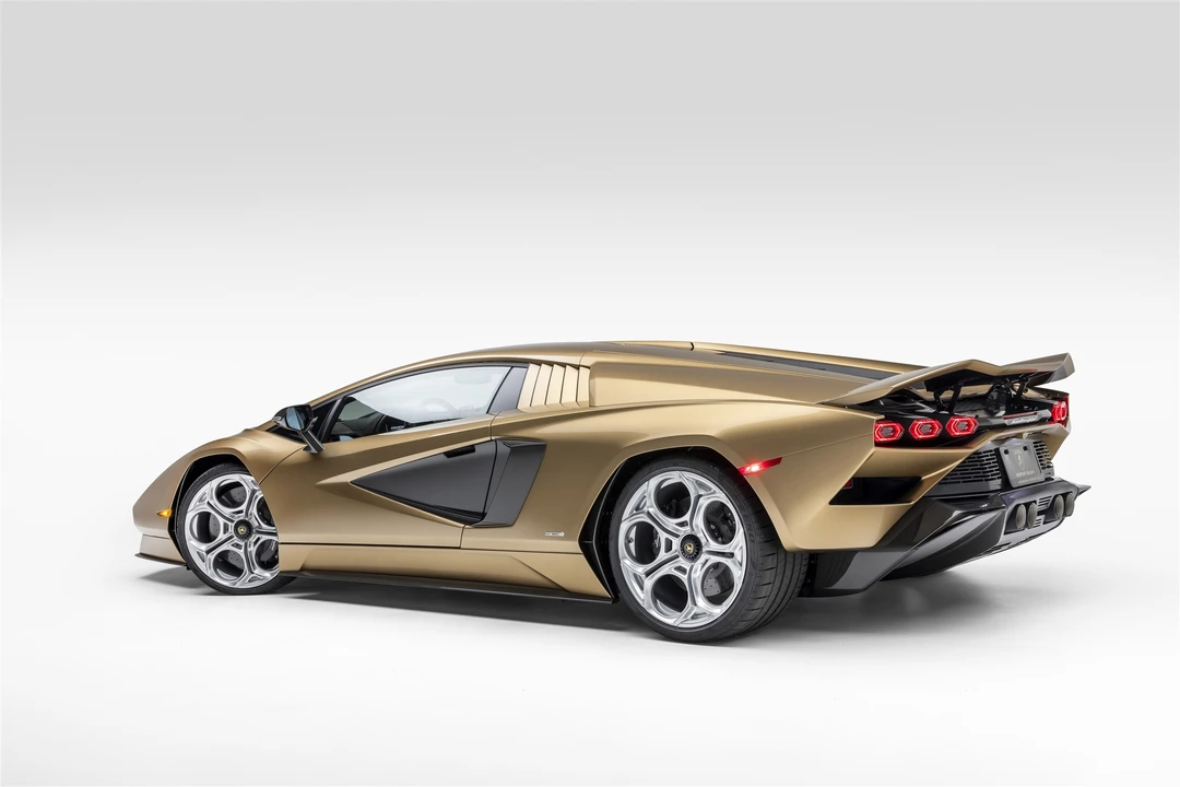 2022 Lamborghini Countach LPI 800-4 - Image 6 of 31