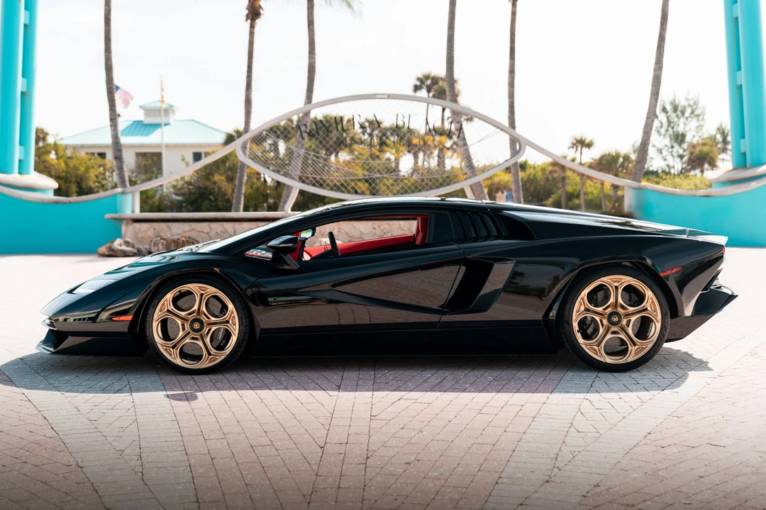 2022 Lamborghini Countach LPI 800-4 - Image 3 of 31