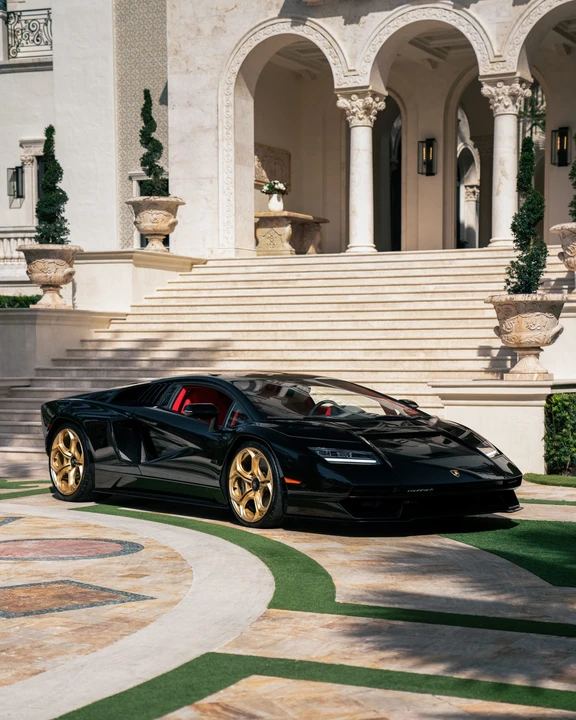2022 Lamborghini Countach LPI 800-4 - Image 10 of 31