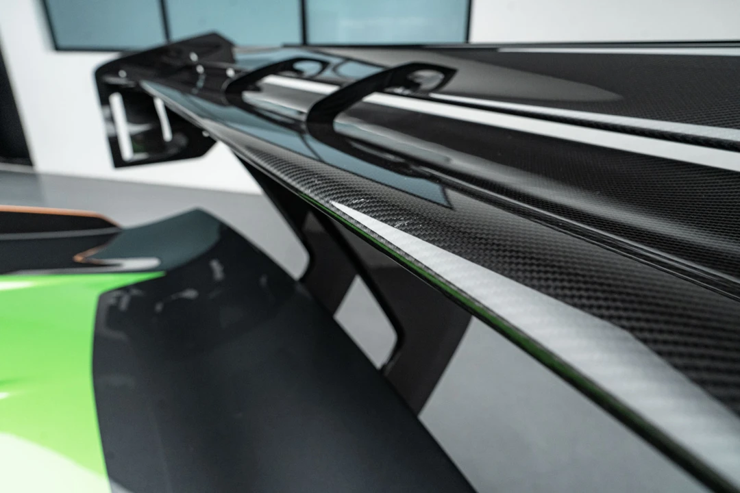 2022 Lamborghini - Image 14 of 31