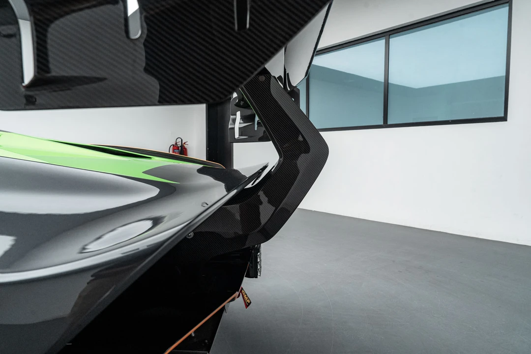 2022 Lamborghini - Image 23 of 31