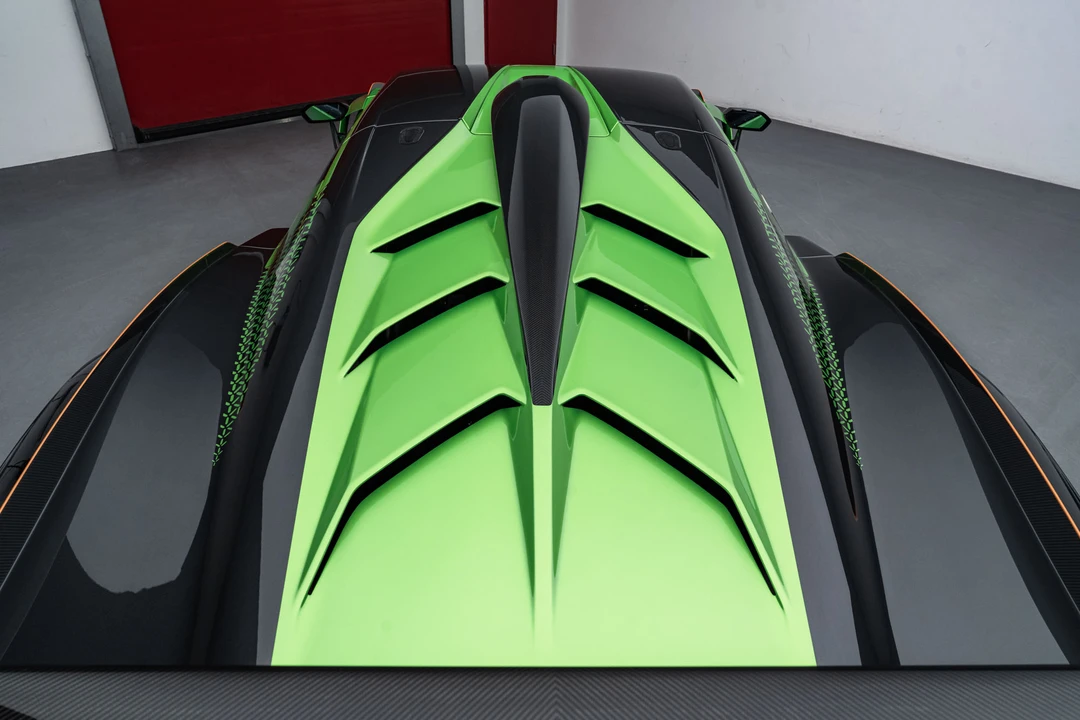 2022 Lamborghini - Image 26 of 31