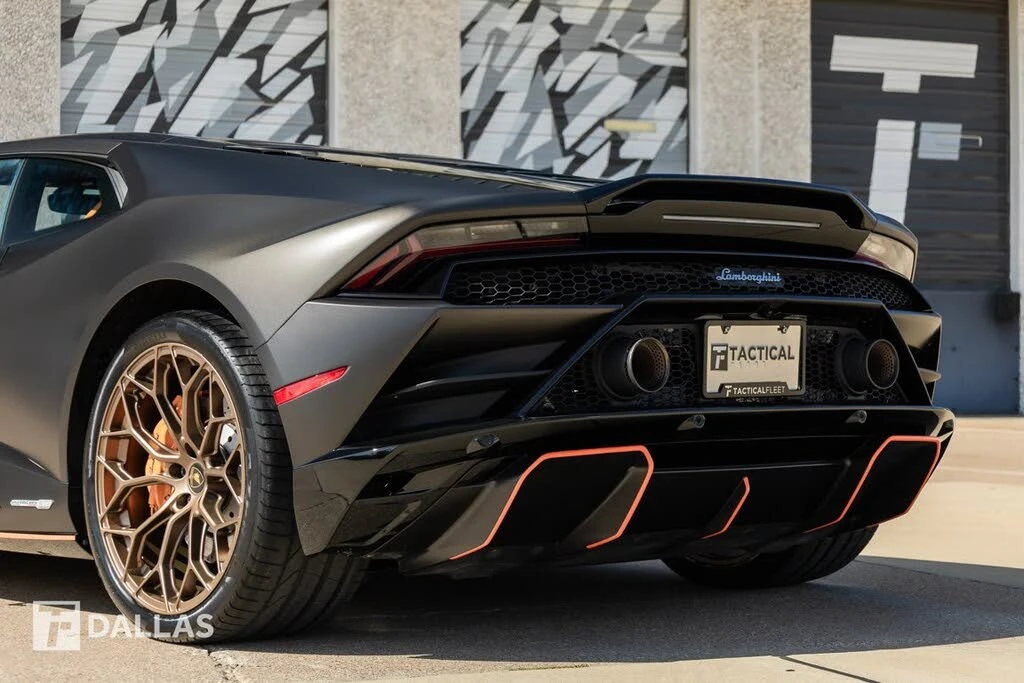 2022 Lamborghini Huracan - Image 12 of 31