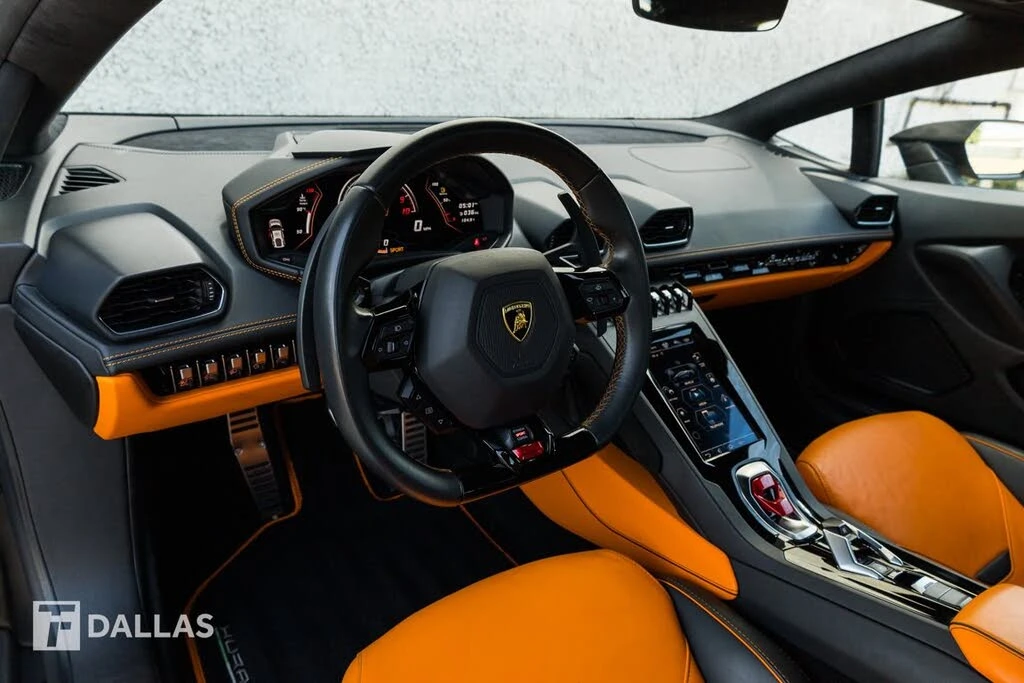 2022 Lamborghini Huracan - Image 24 of 31